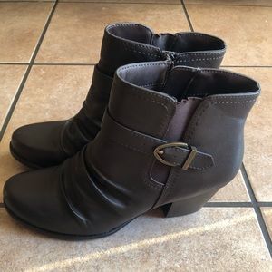 Baretraps Shoes Ruby Boots